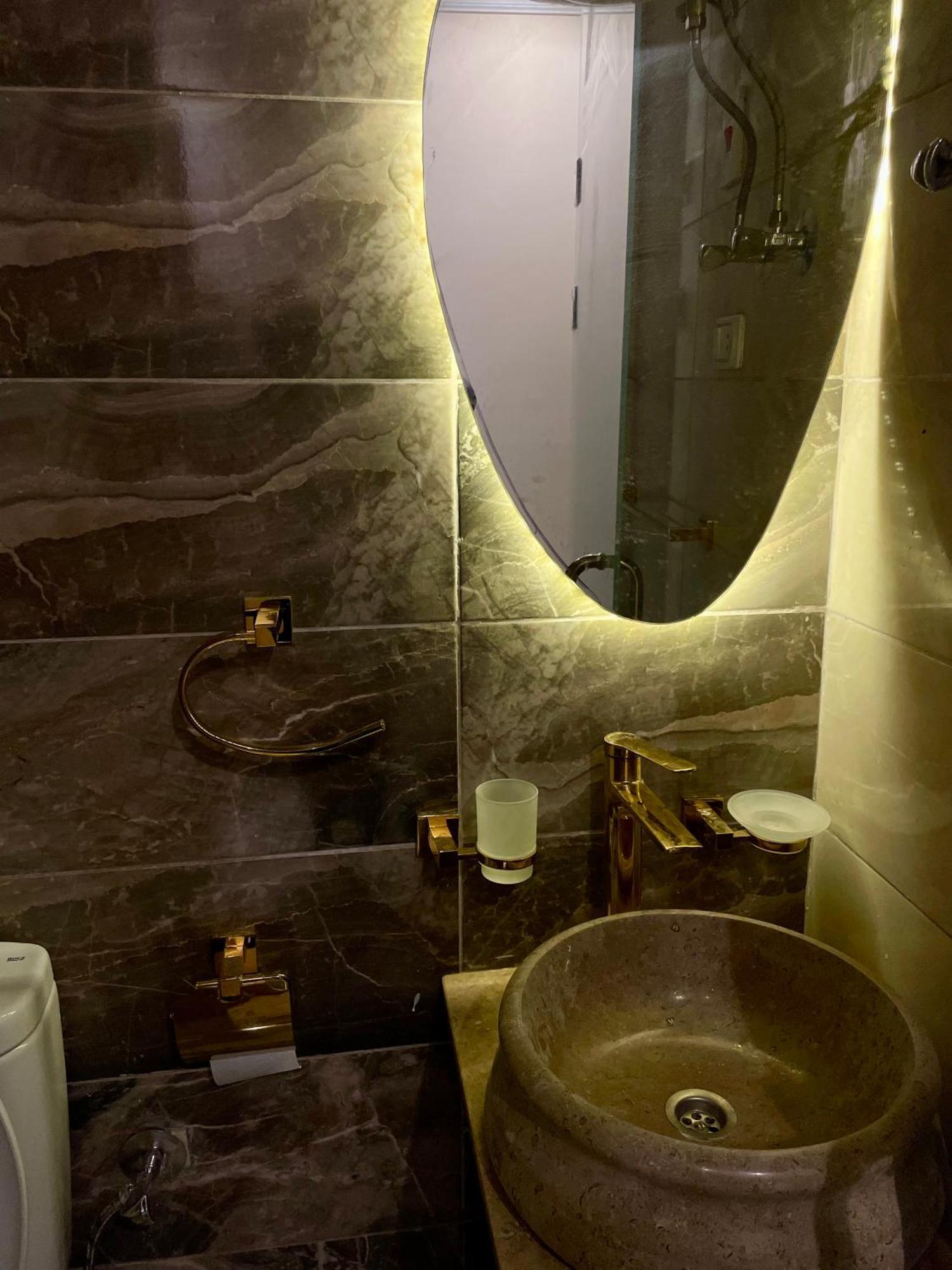 Pyramuse Inn Nazlat as Sammān Exteriör bild